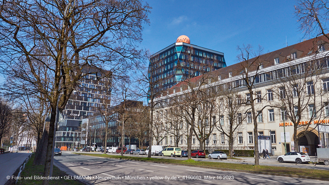 16.03.2023 - Die Crux der schwarzen Aluschindeln